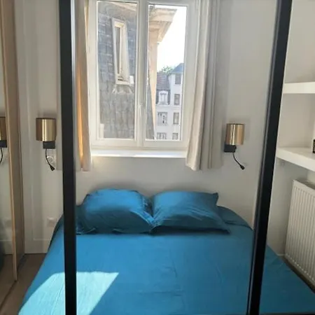 Totalement Renove En Plein Centre-ville Devant La Prefecture De Apartment *